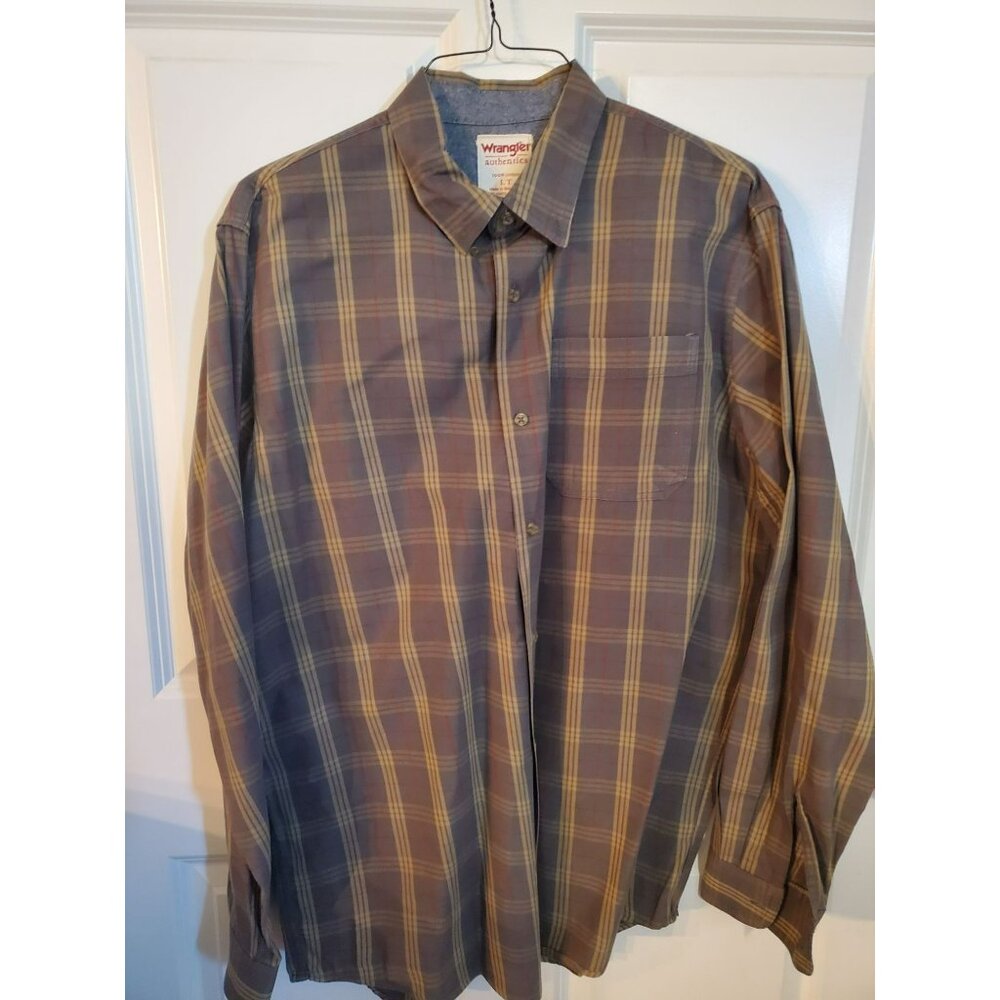 Wrangler Authentic Men's Size LT dress shirt/button closure/long sleeve brown, r